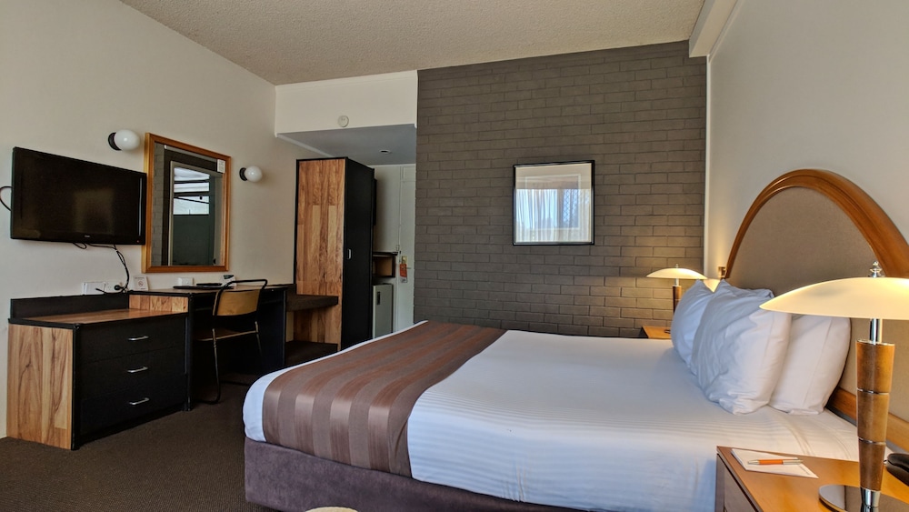 Quality Inn Dubbo International 18/36