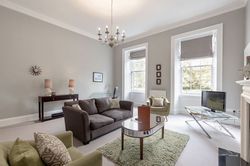 Destiny Scotland - Q-Residence 11/29