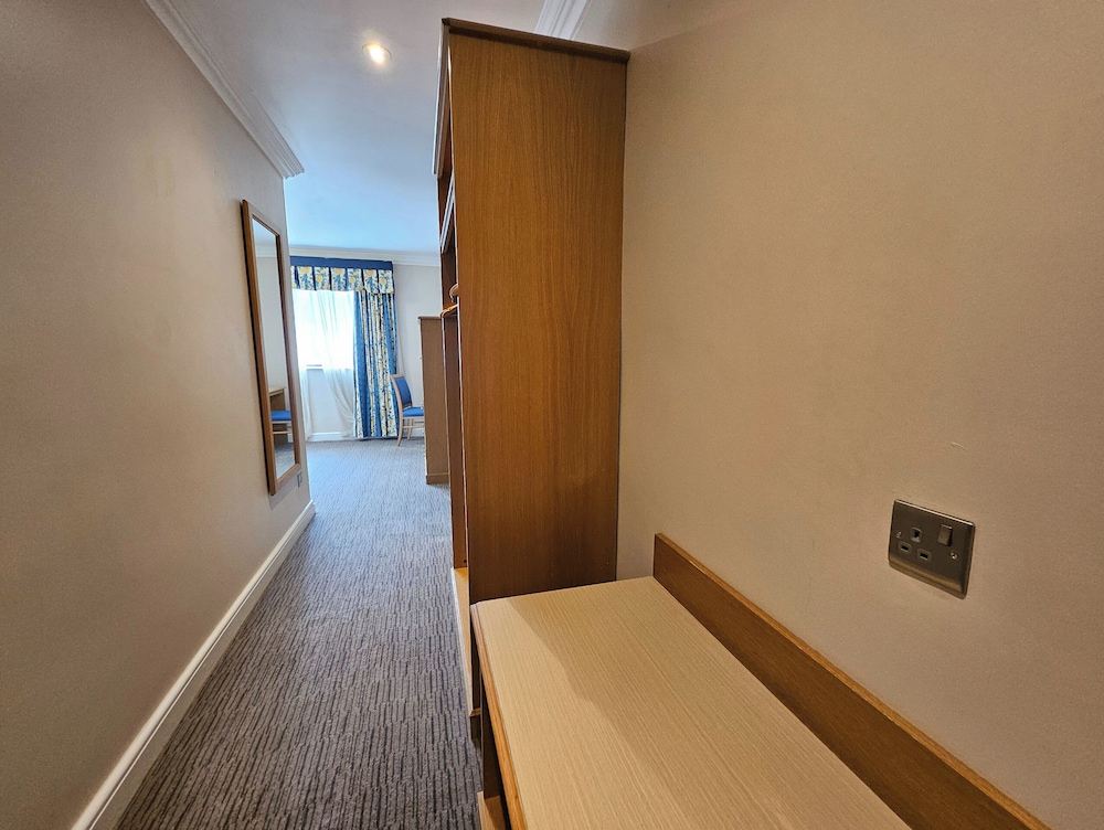 OYO Blaby Westfield Hotel 38/64