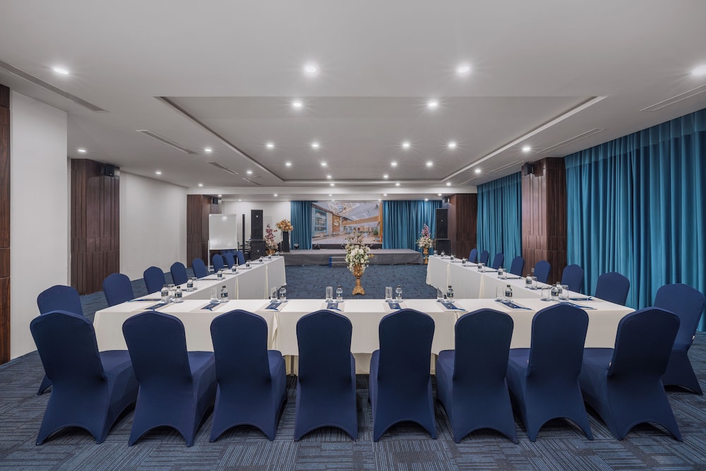 Canvas Hotel 45/58