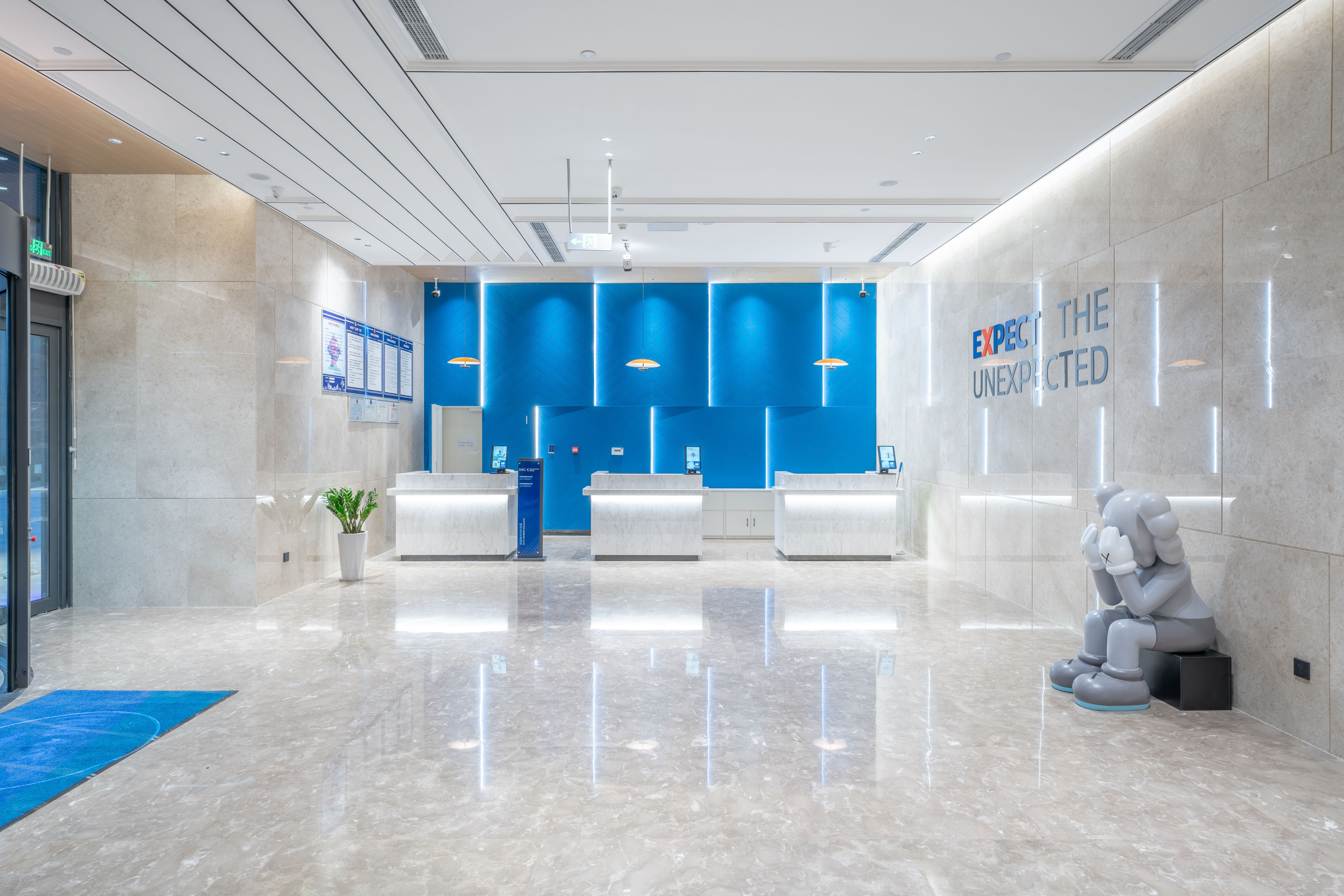 Holiday Inn Express Qingdao Northern West Coast 24/45