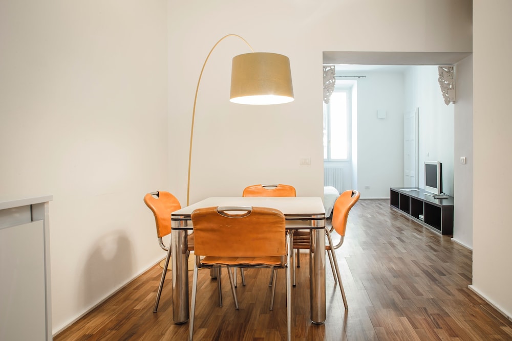 Brera Apartments In San Fermo 18/50