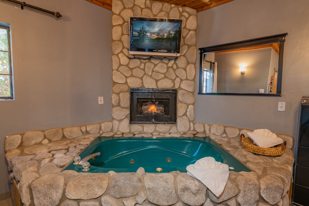 Black Forest Lodge And Cabins 23/50