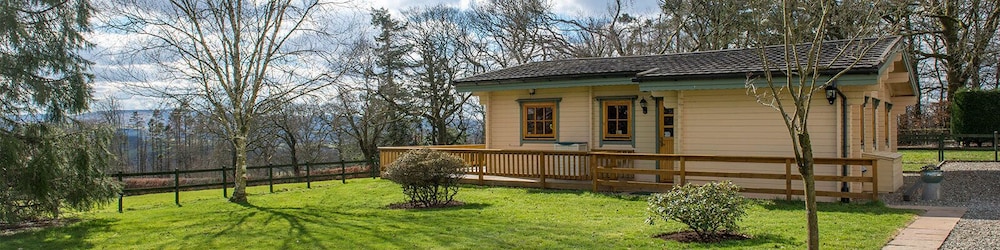 Stable Lodge 16/18