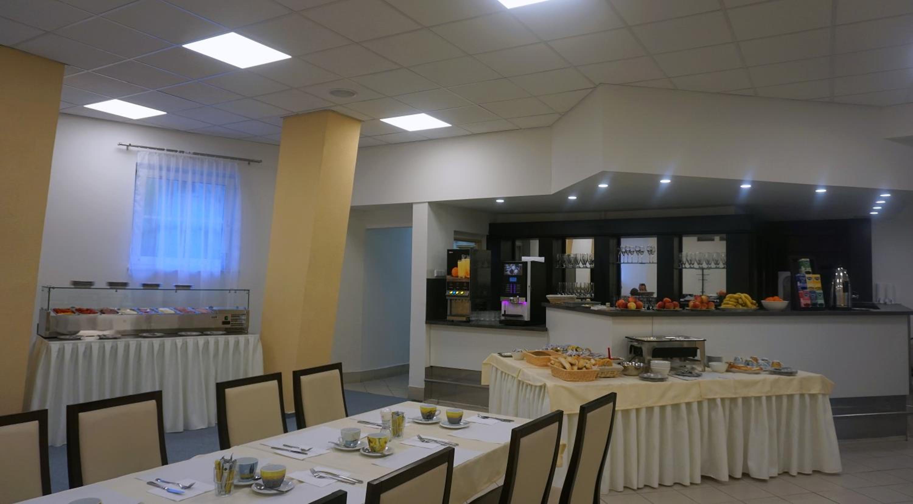 Hotel Metropol CB 40/58