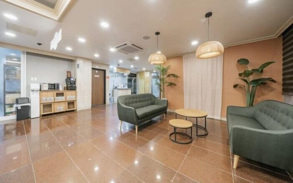 JEJU OAKRA HOTEL 55/70