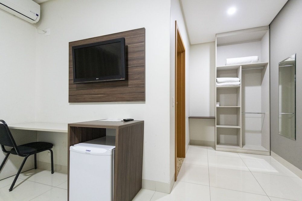 HOTEL TAINA 25/50