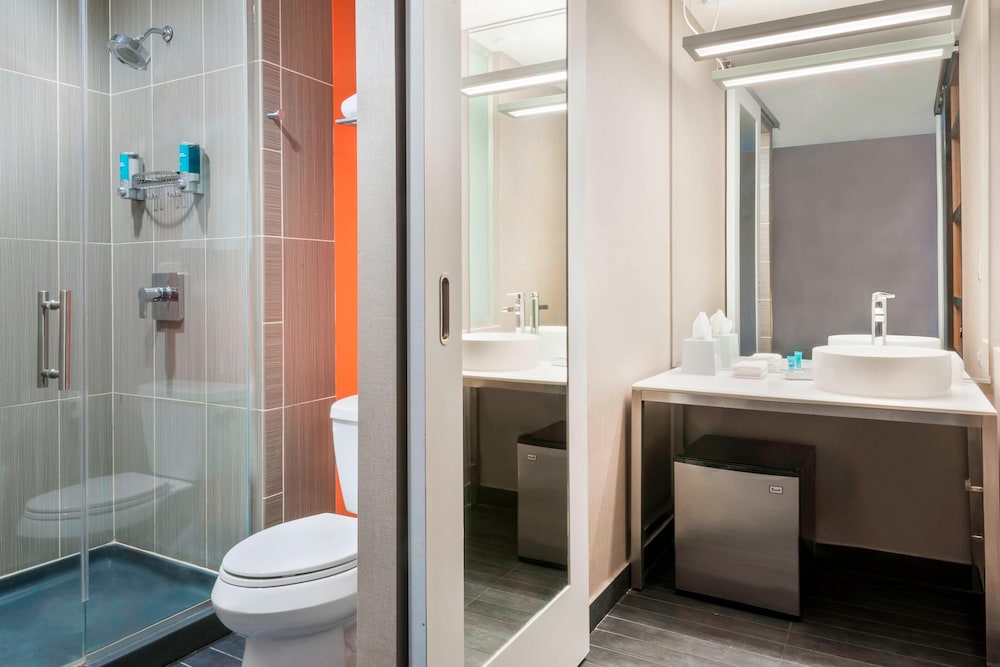 Aloft Orlando Downtown 11/47