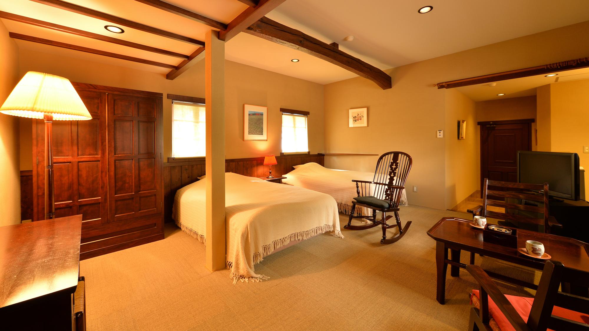 Northern, Standard, Twin Beds, with View, Pet Friendly, Bathtub, Smoking