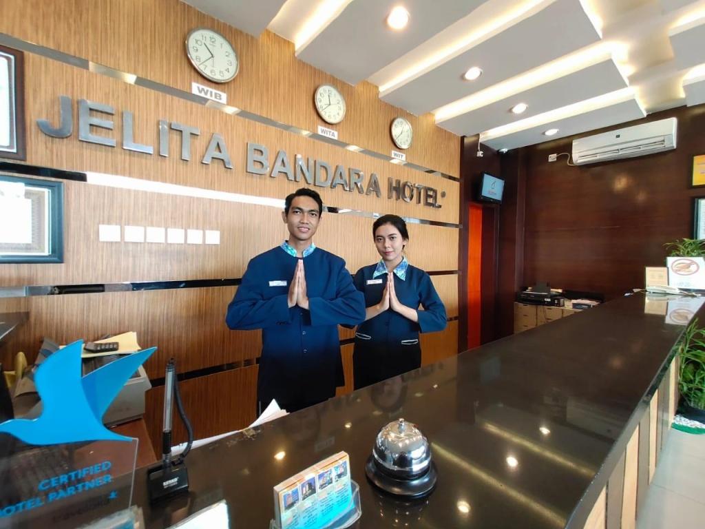 Jelita Bandara Banjarbaru 4/39