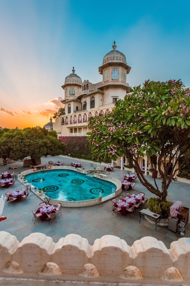 Shiv Niwas Palace 65/71