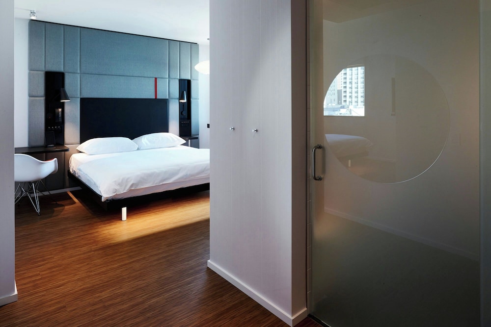 Room, King Bed, Accessible, CitizenM San Francisco Union Square 4/16