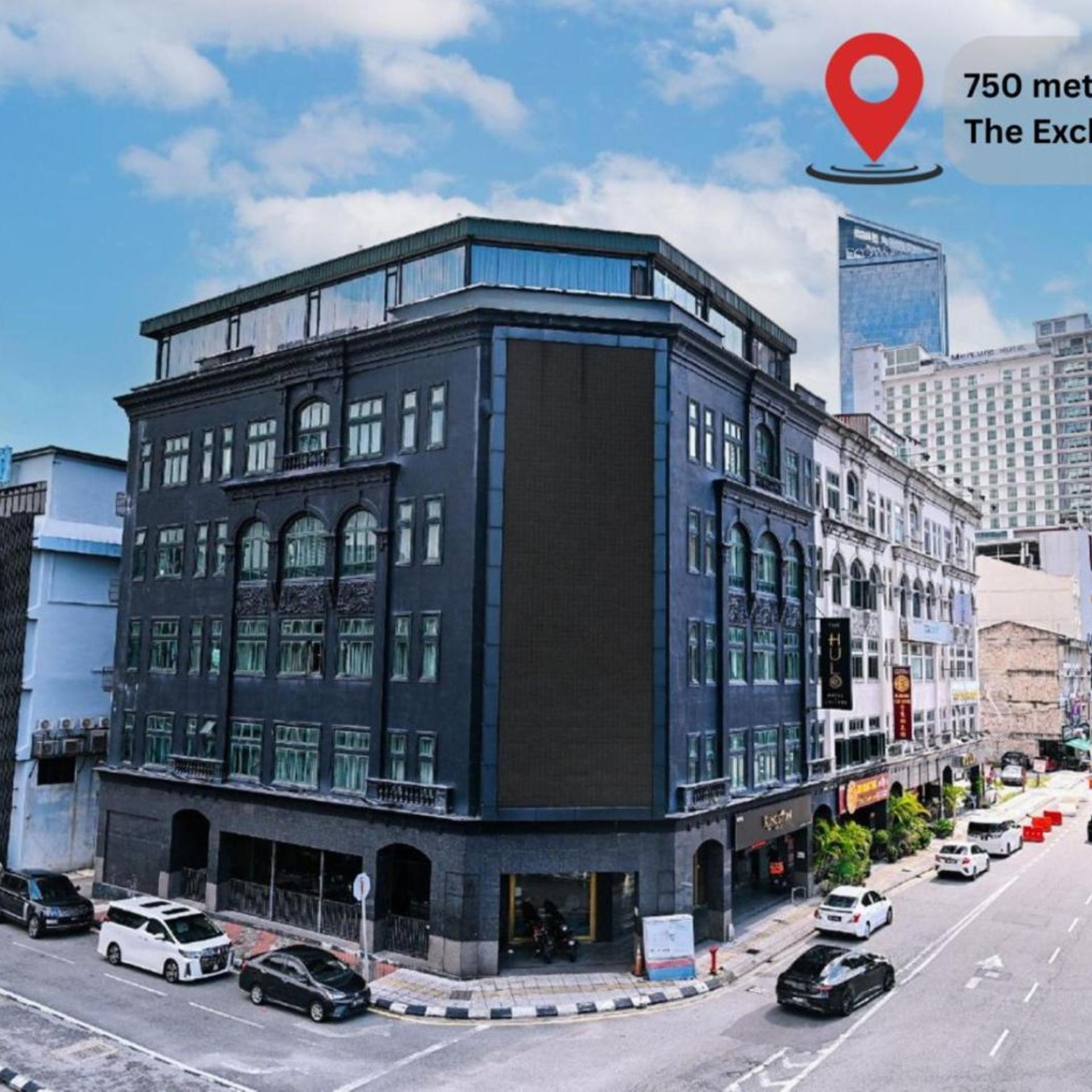 The Hulo Hotel & Gallery 2/59