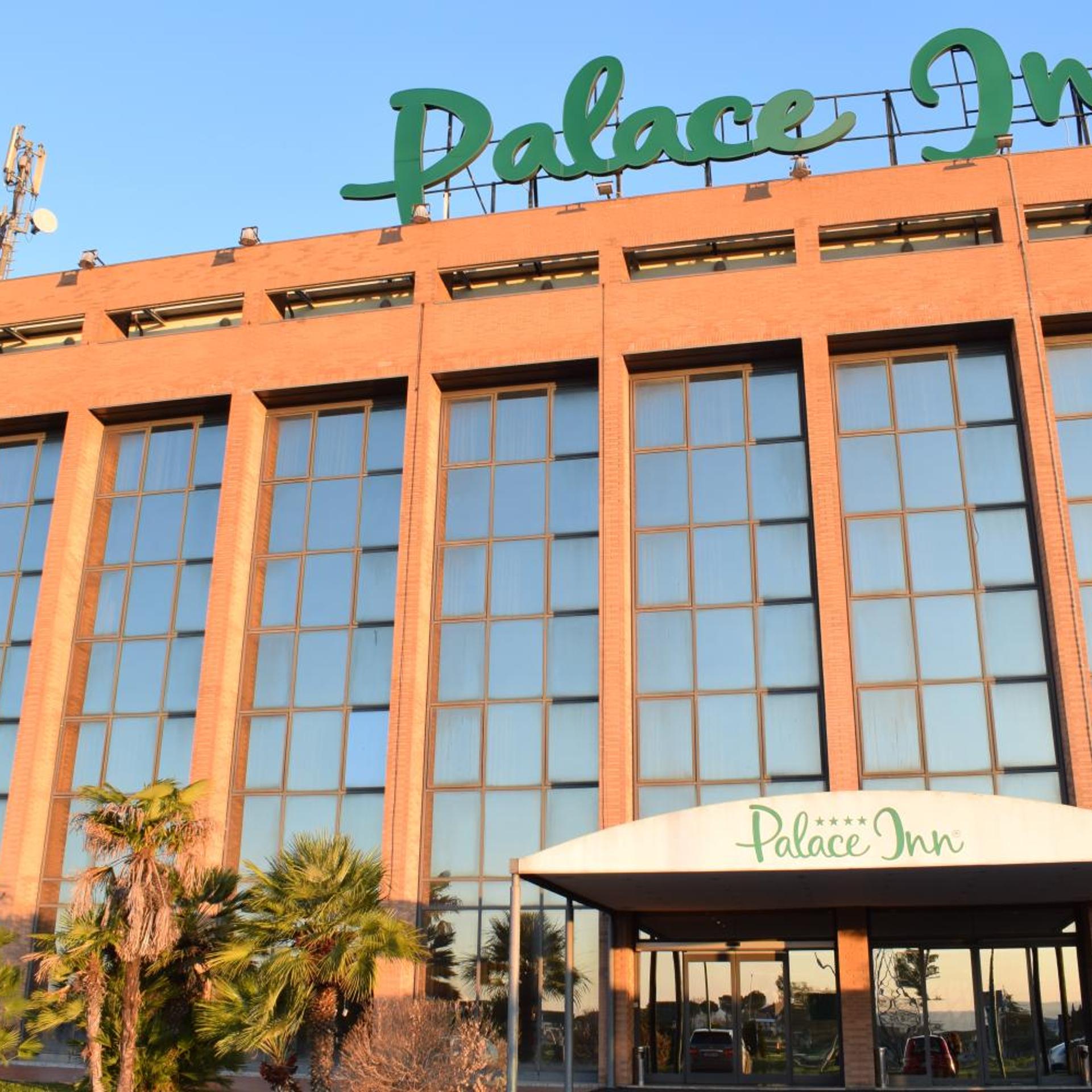Palace Inn 4/56