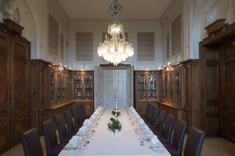 Austria Trend Hotel Schloss Wilhelminenberg 51/74