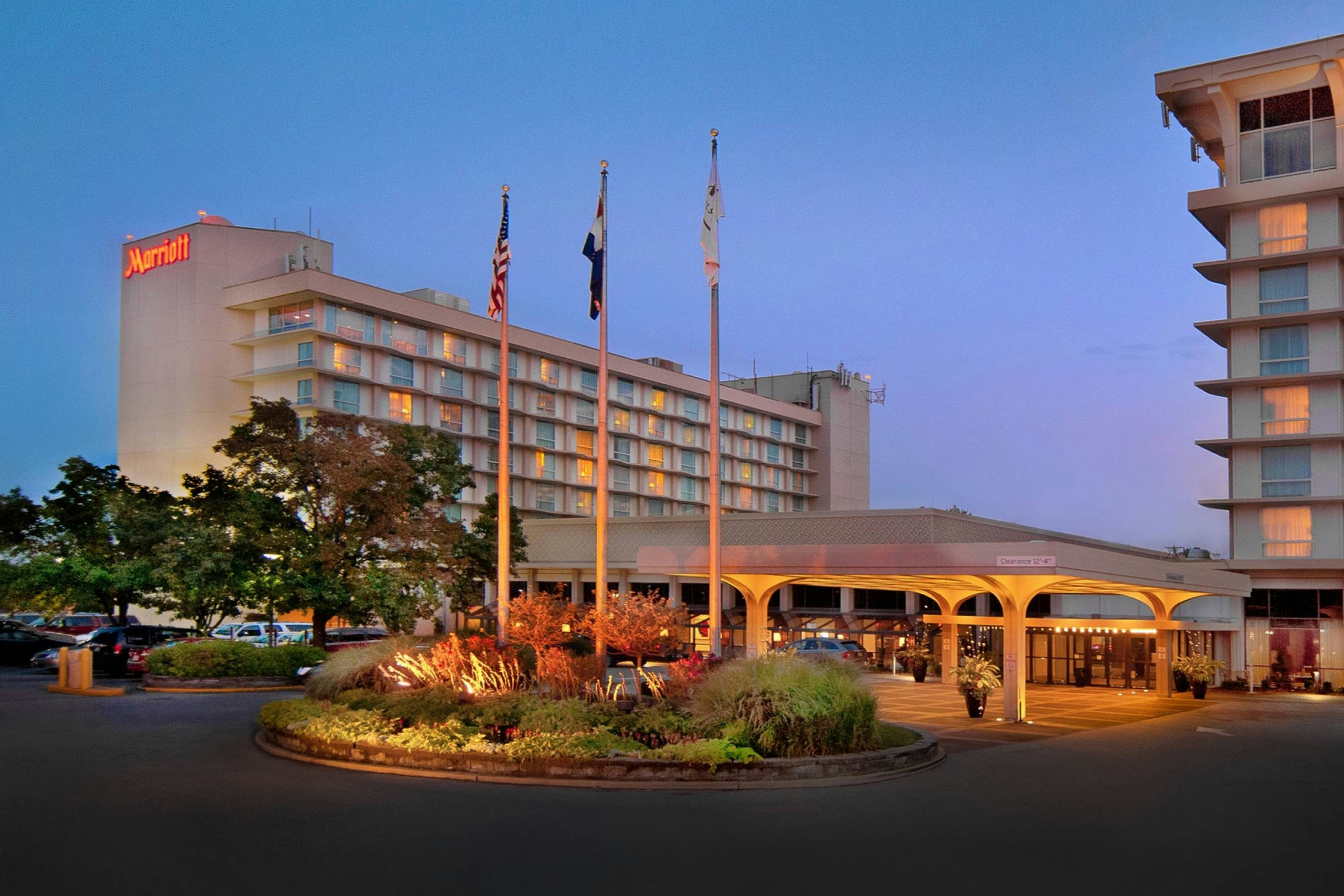 Marriott St. Louis Airport 1/6