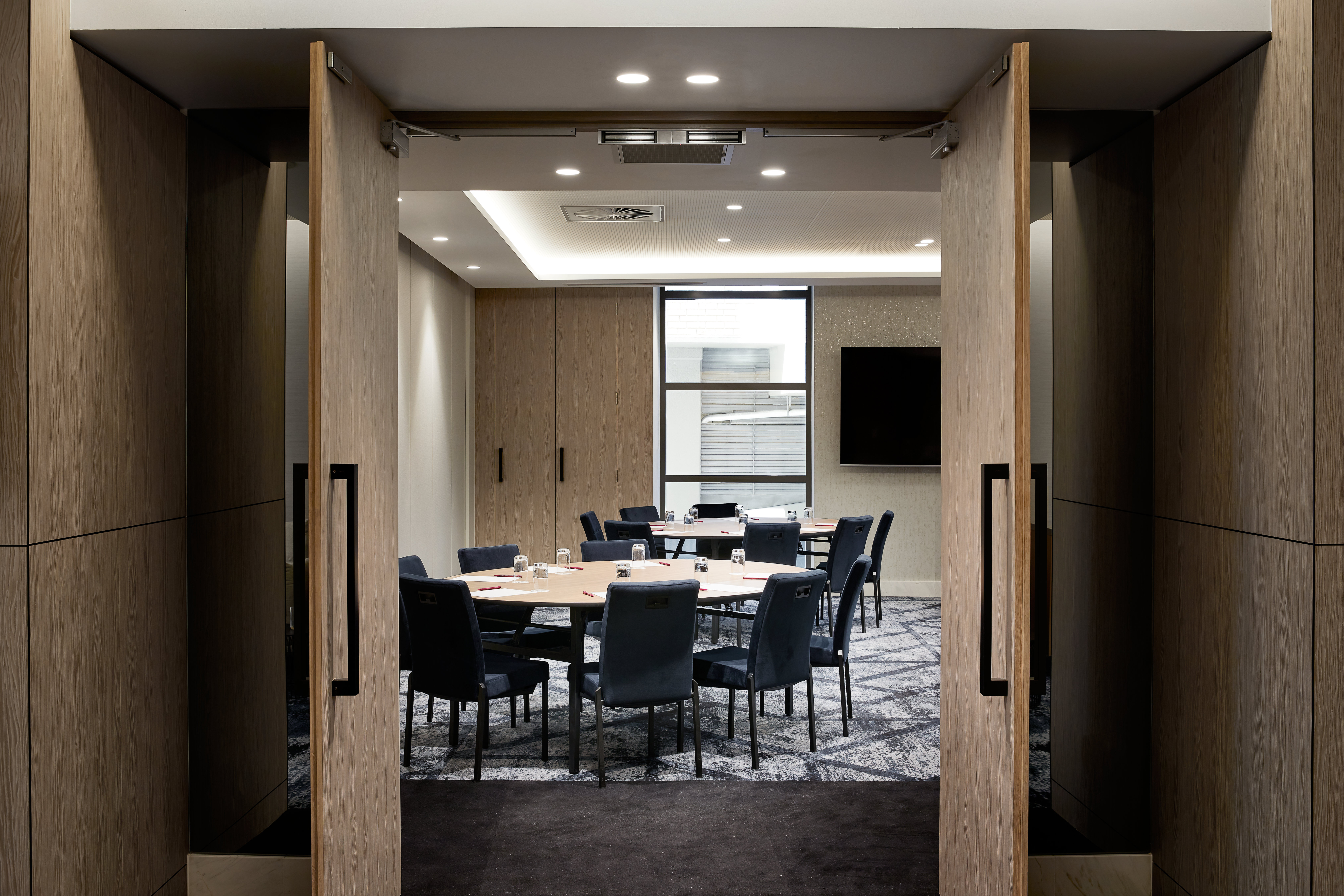 Crowne Plaza Sydney Darling Harbour 71/81