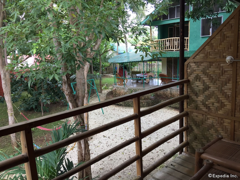 Panglao Chocolate Hills Resort 7/62