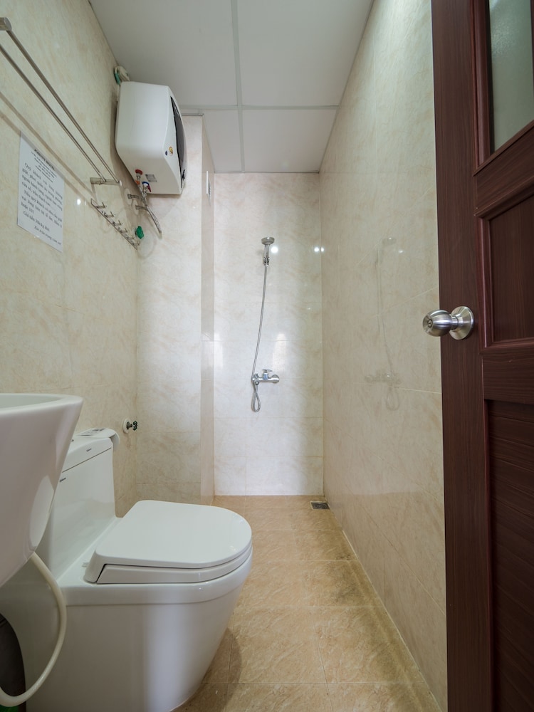 Ha Noi Blue Hotel 8/50