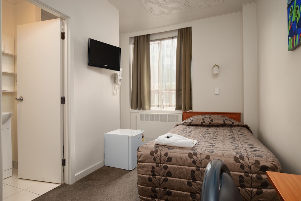 Kiwi International Hotel 19/61