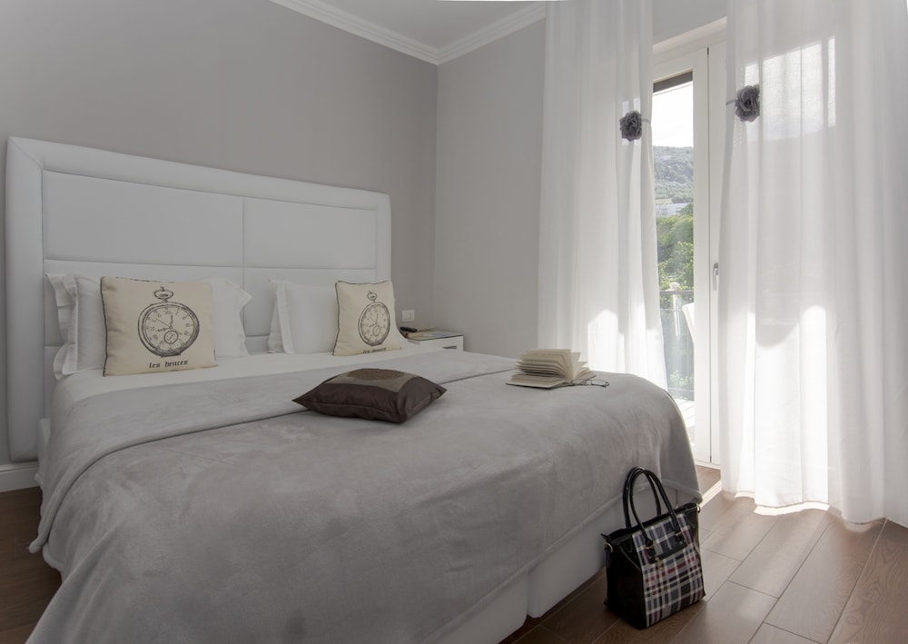 Bougainvillea Relais 23/50