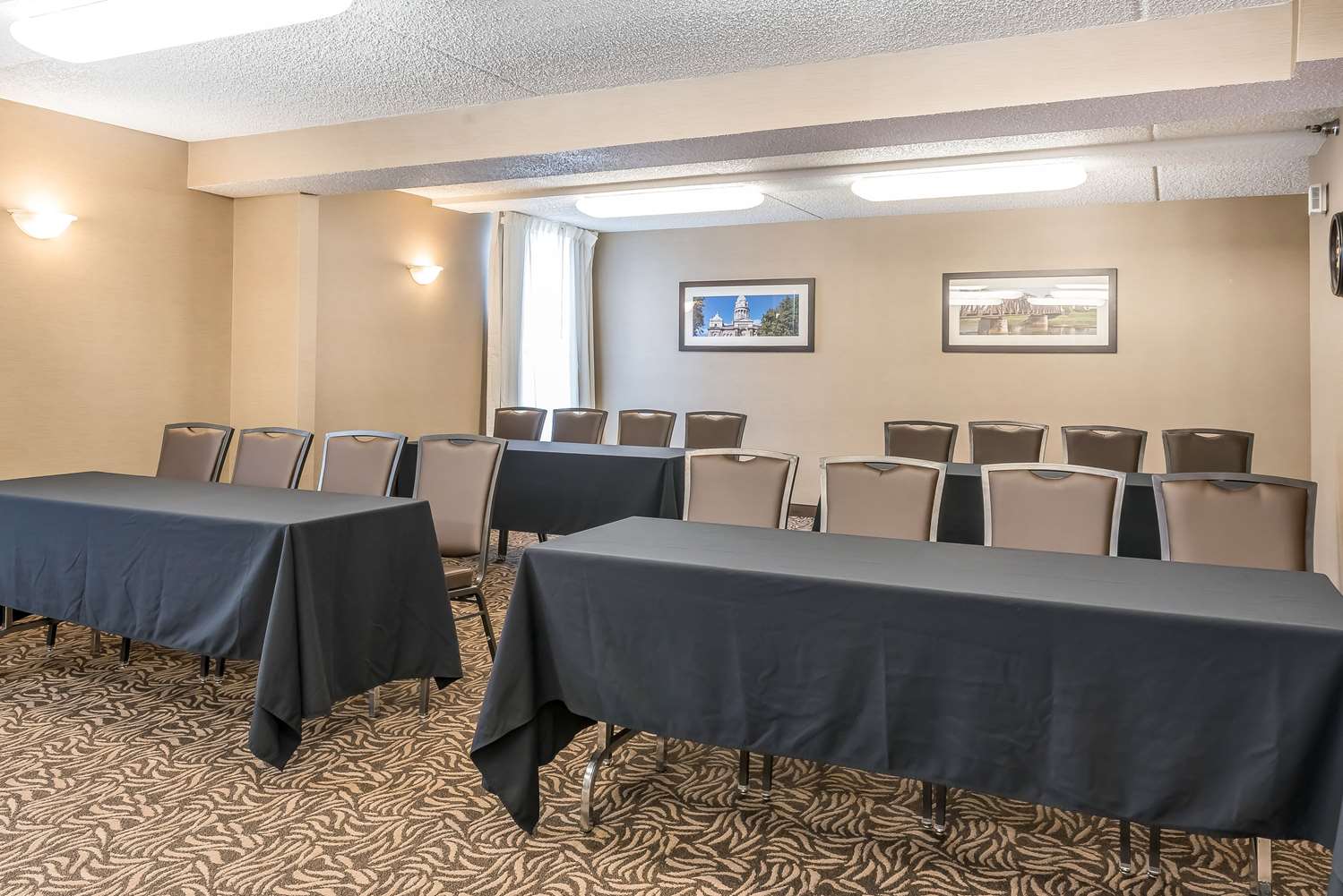 Comfort Inn Suites Piqua Near Troy I75 42/44