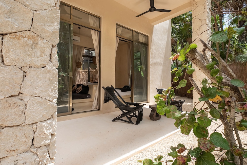 NEST Tulum 28/50