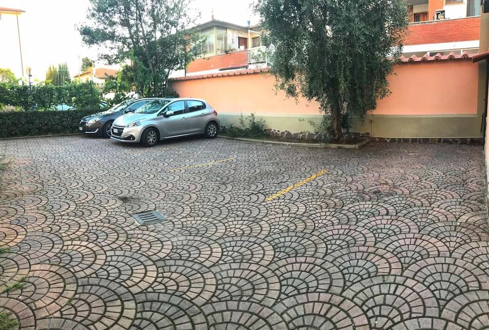 Hotel Villa Primavera 85/94