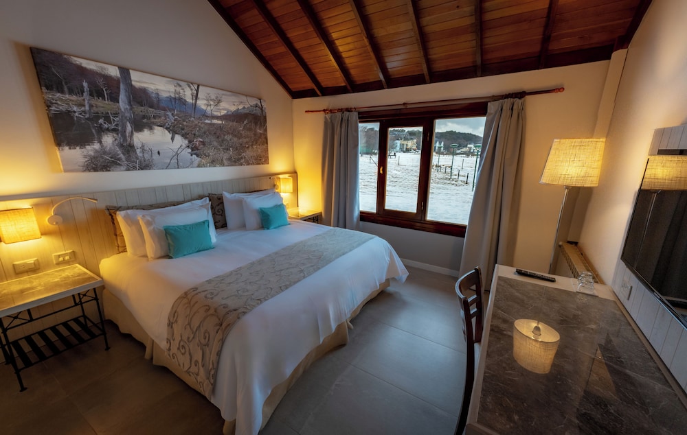 Standard, Triple, Sea View
