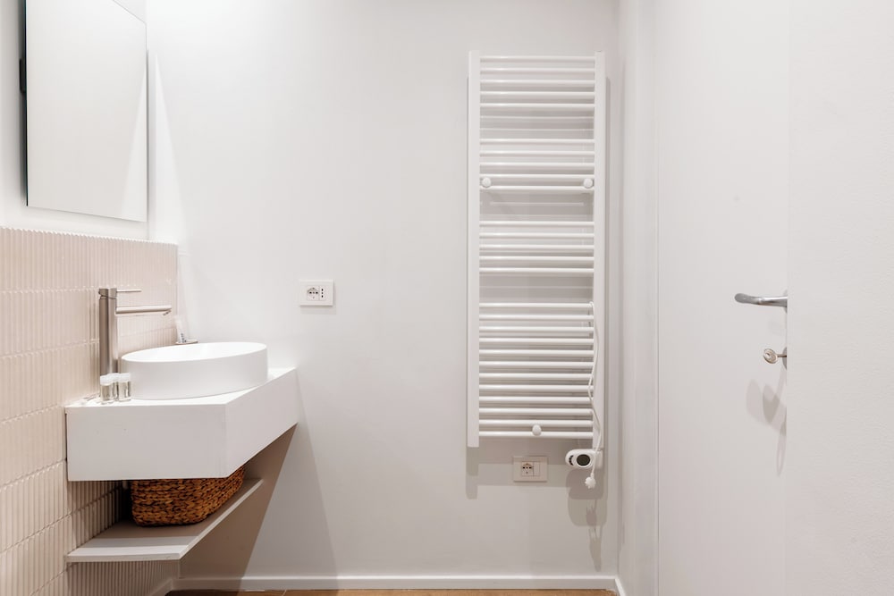 easyhomes - City Centre Suites 50/50