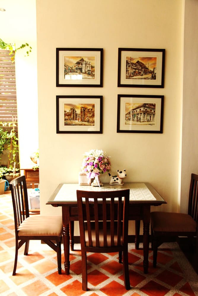 Baan Ratchiangsaen 49/56