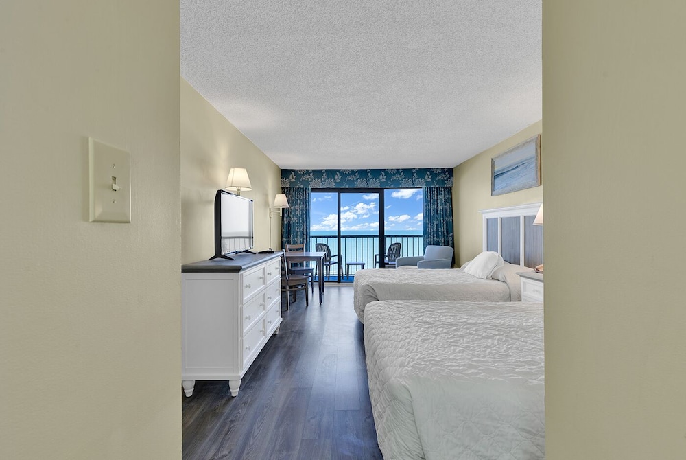 Windsurfer Hotel 15/49