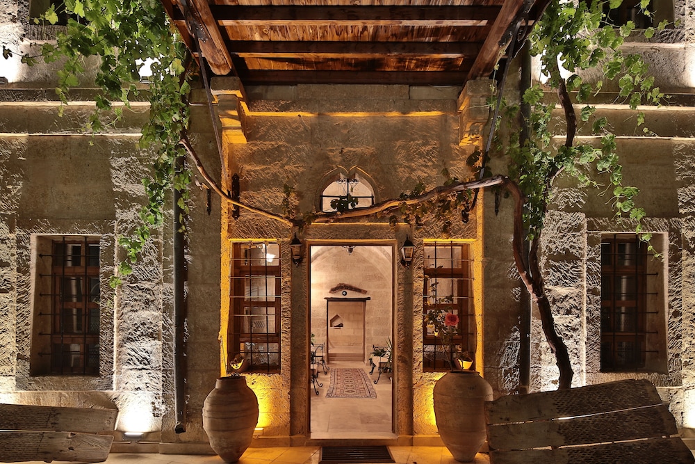 Elif Stone House 10/63