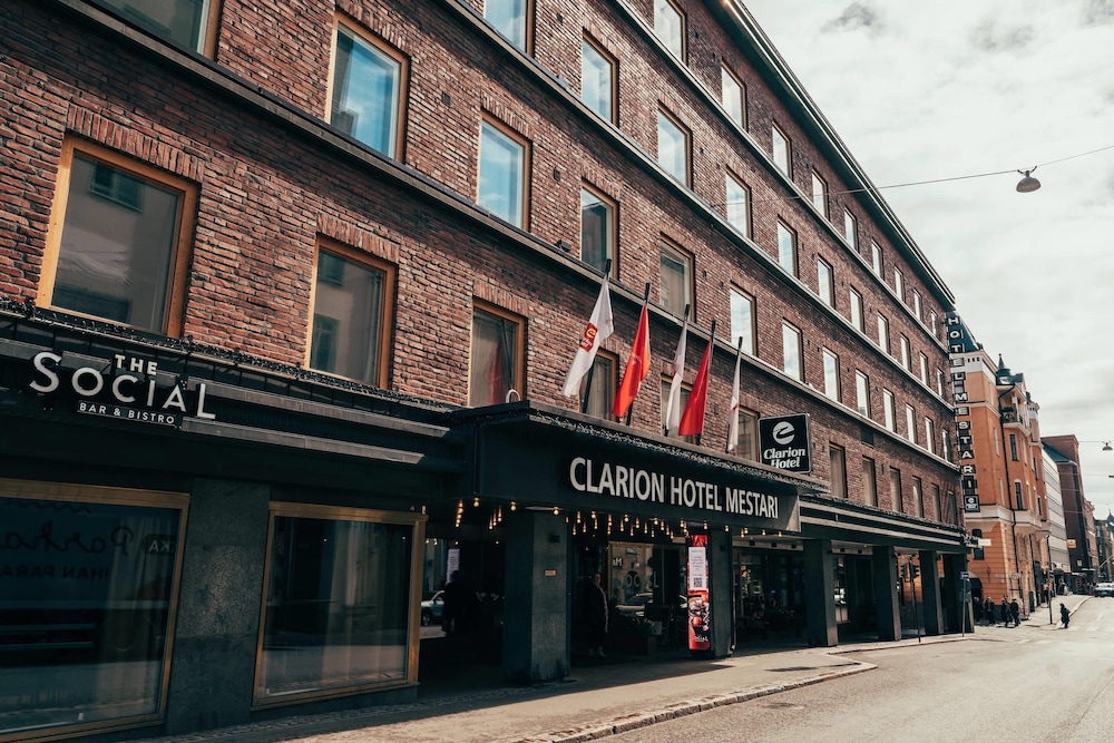 Clarion Hotel Mestari 54/60