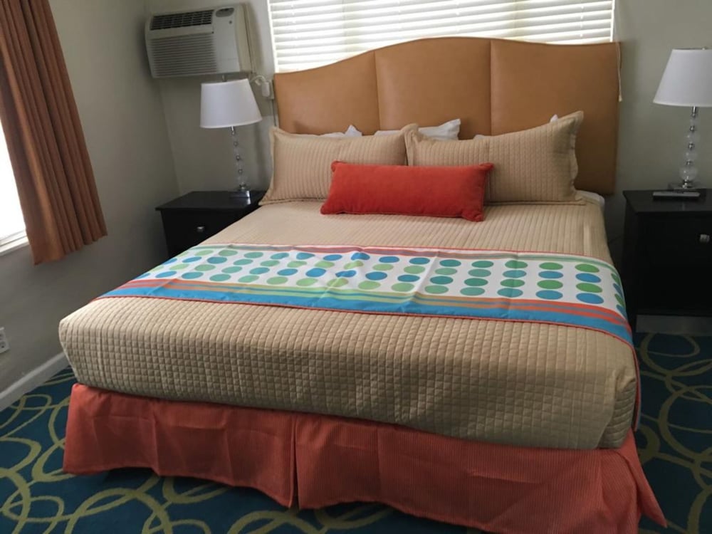 Silver Seas Beach Resort 28/67