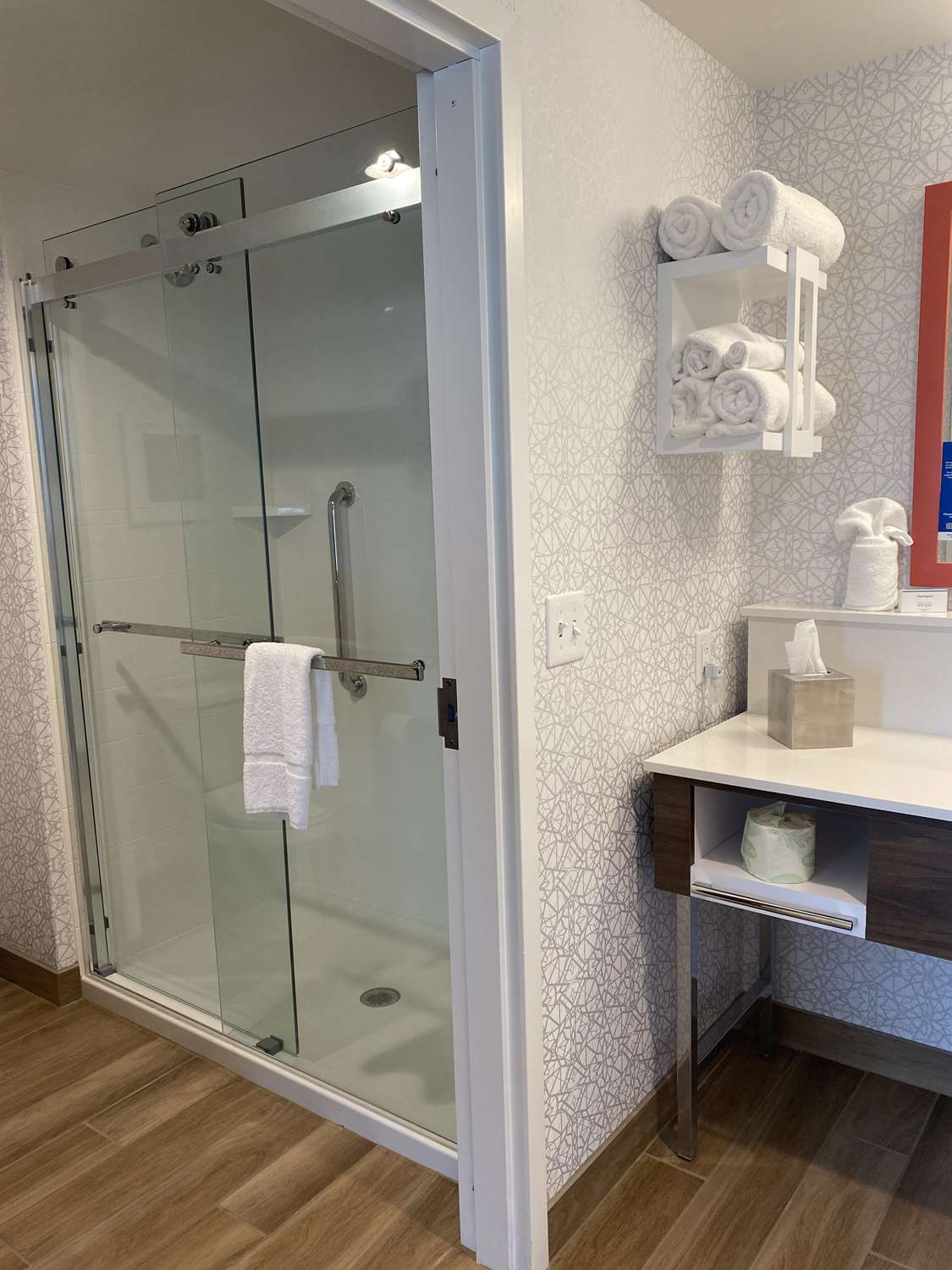 جناح استوديو بسرير كينج لذوي الإعاقة