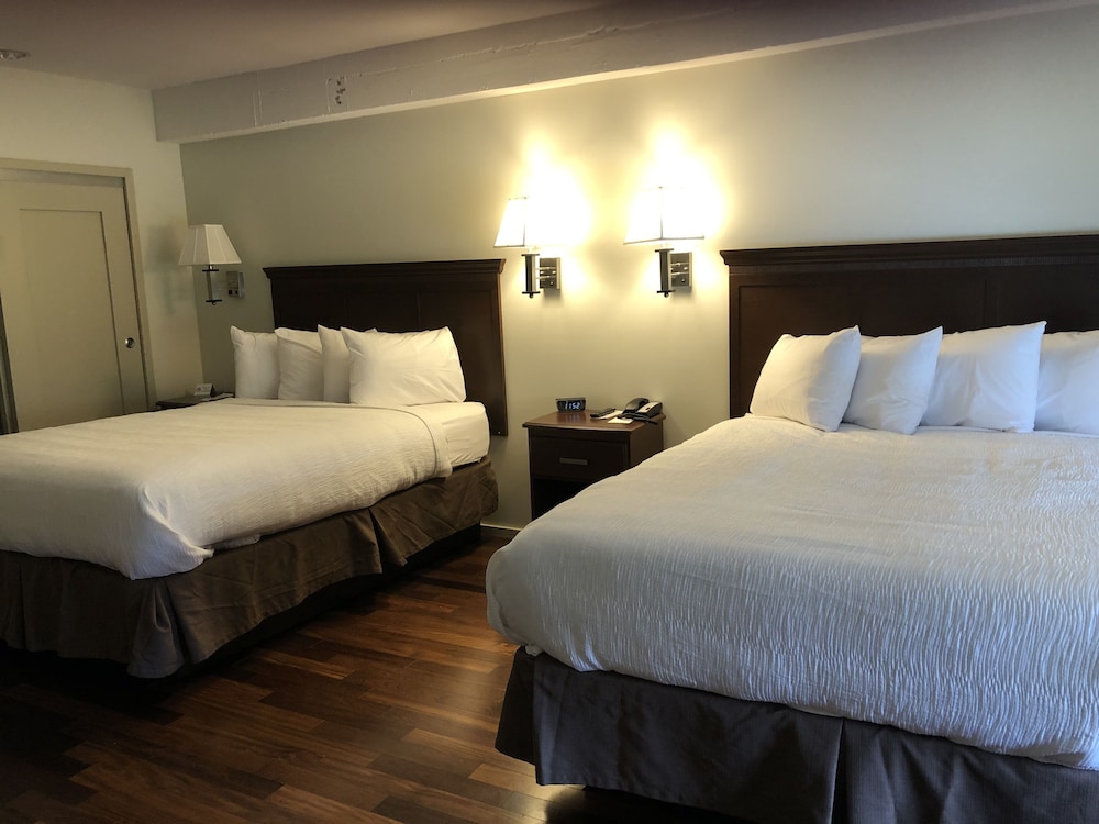 Grand Eastonian Suites Hotel 24/79
