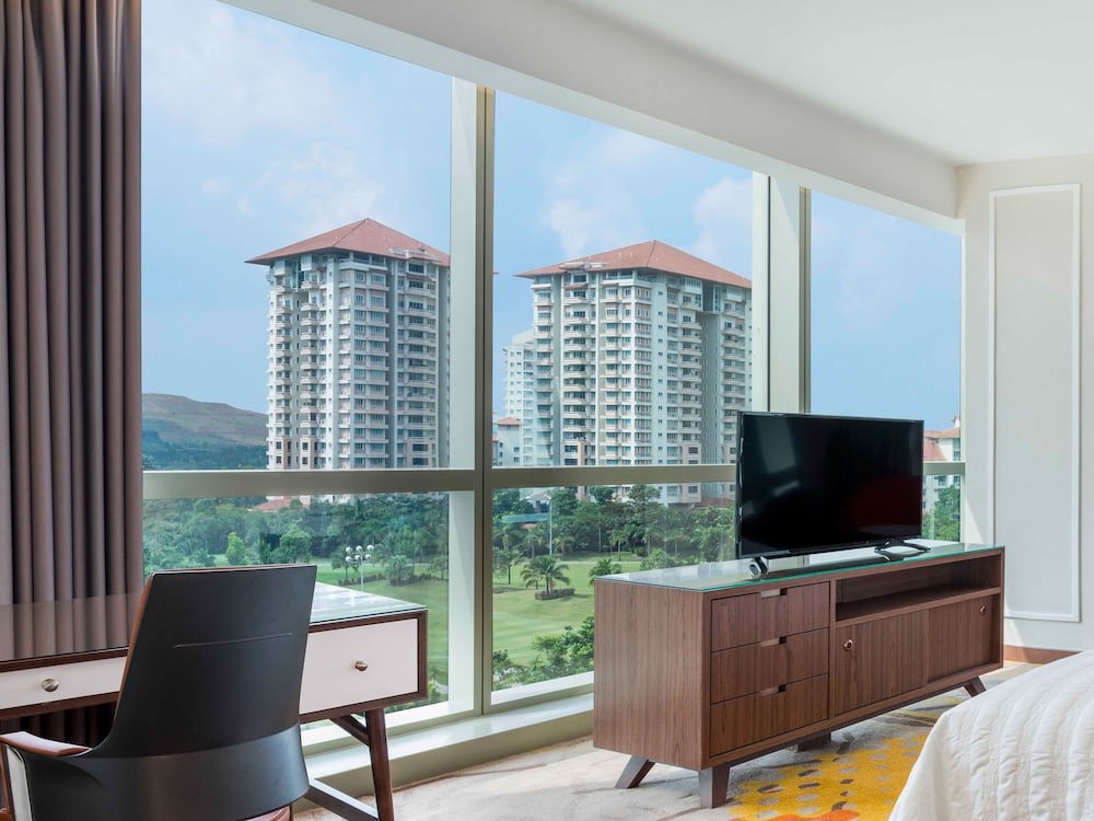 Le Meridien Putrajaya 36/48