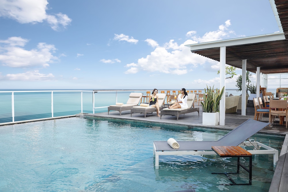 Aston Canggu Beach Resort 58/61