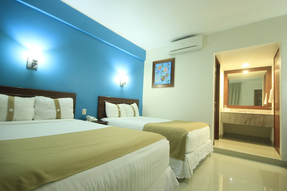 Hotel Casa Blanca 30/50
