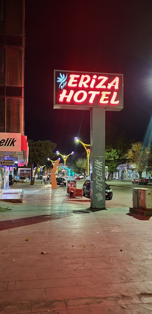 Eriza Boutique Hotel 26/29