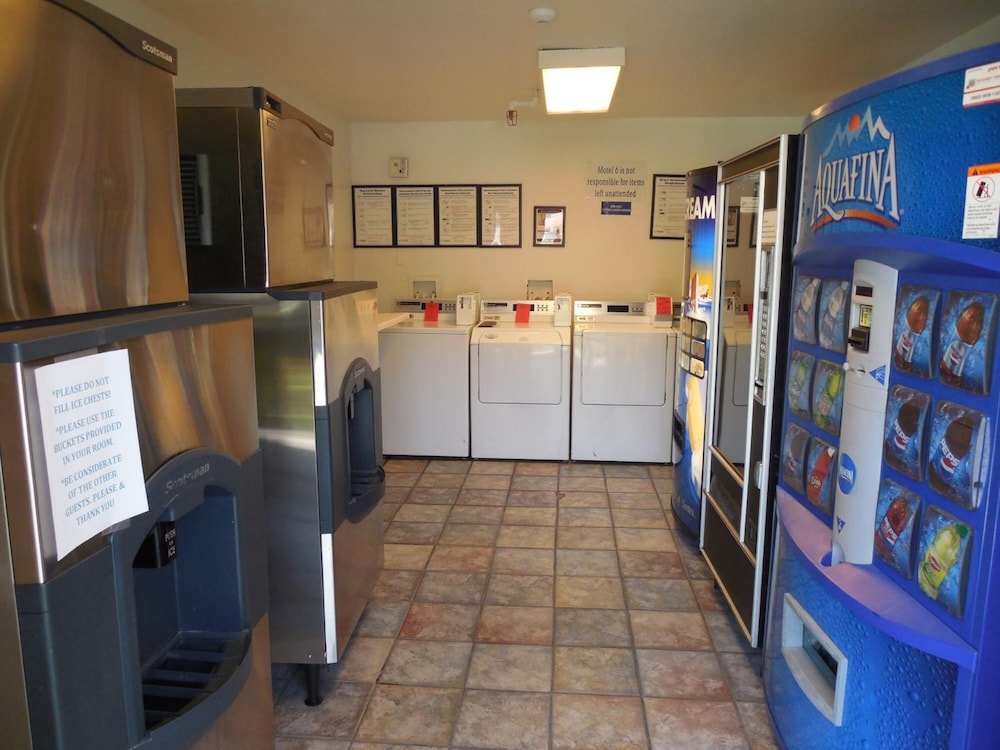 Motel6 Temecula, CA - Historic Old Town 9/62