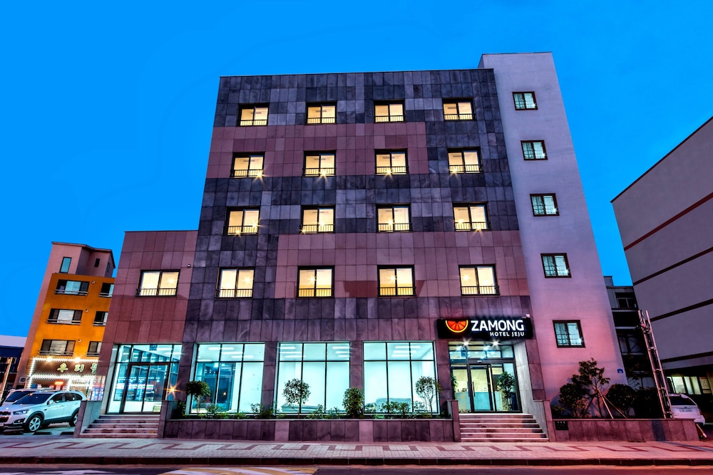 Zamong Hotel 2/48