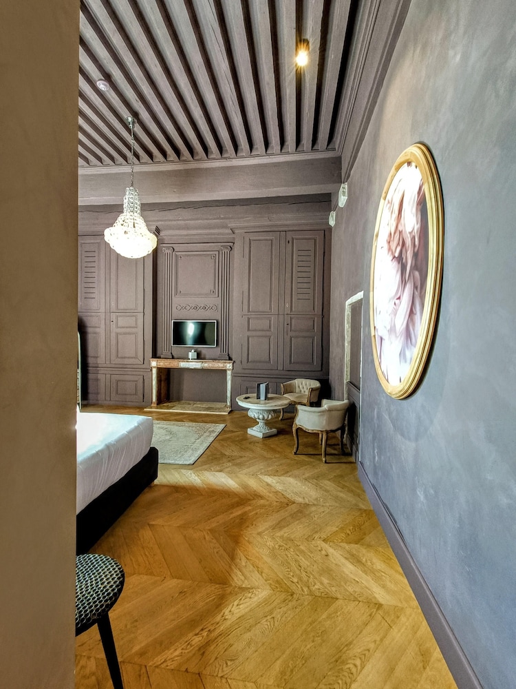 Les Chambres De La Renaissance 29/50
