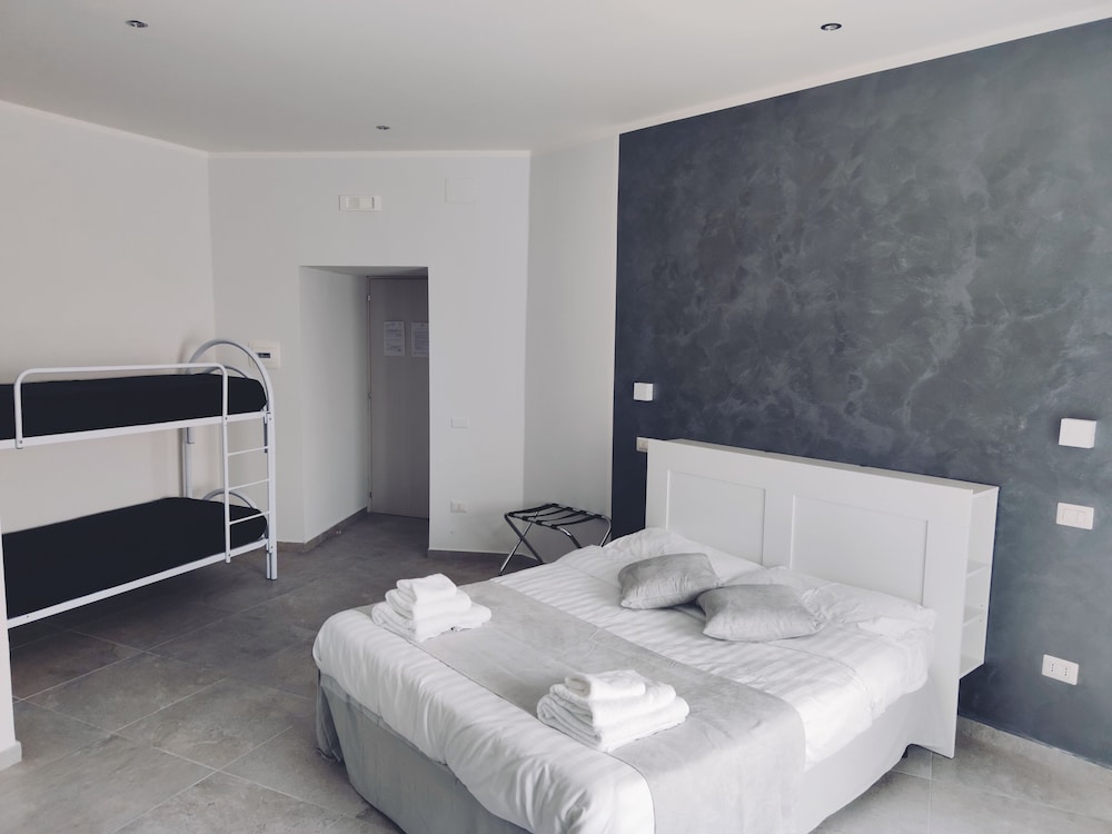 B&B I BORBONE 26/63