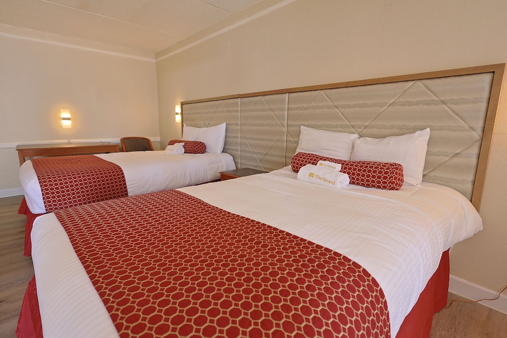 The Grand by Capital O Texarkana I-30 20/50