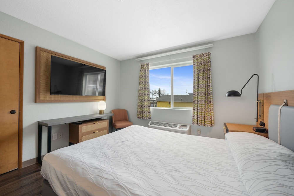 Econo Lodge 8/59