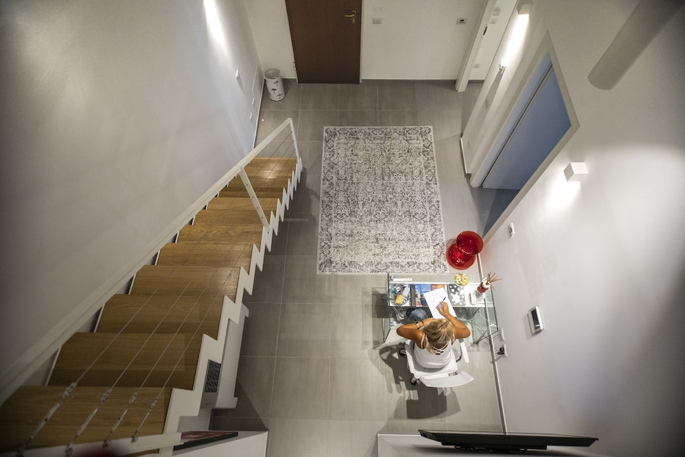 Suite Quaroni 8/49
