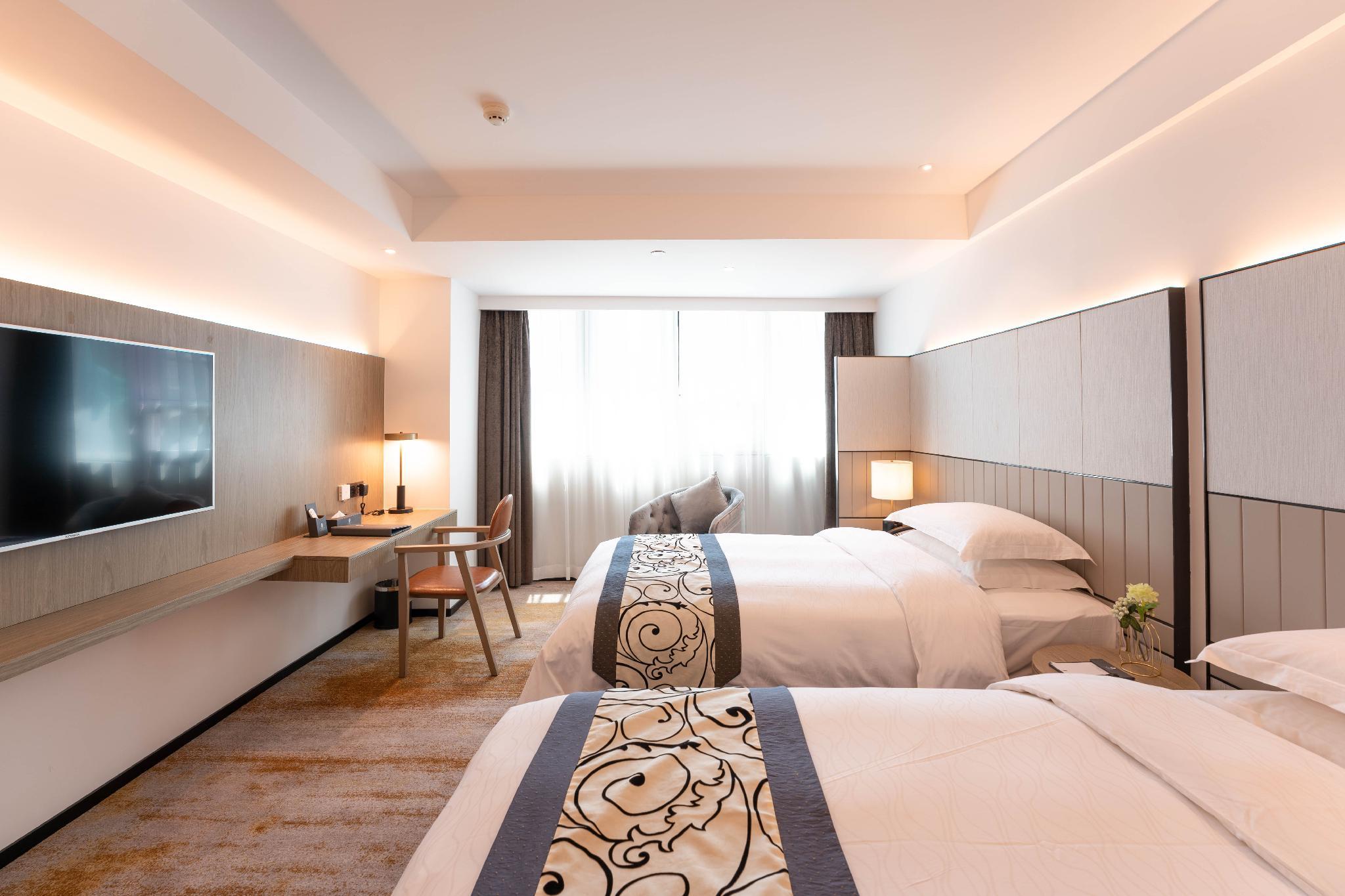 Elegant, Twin Beds