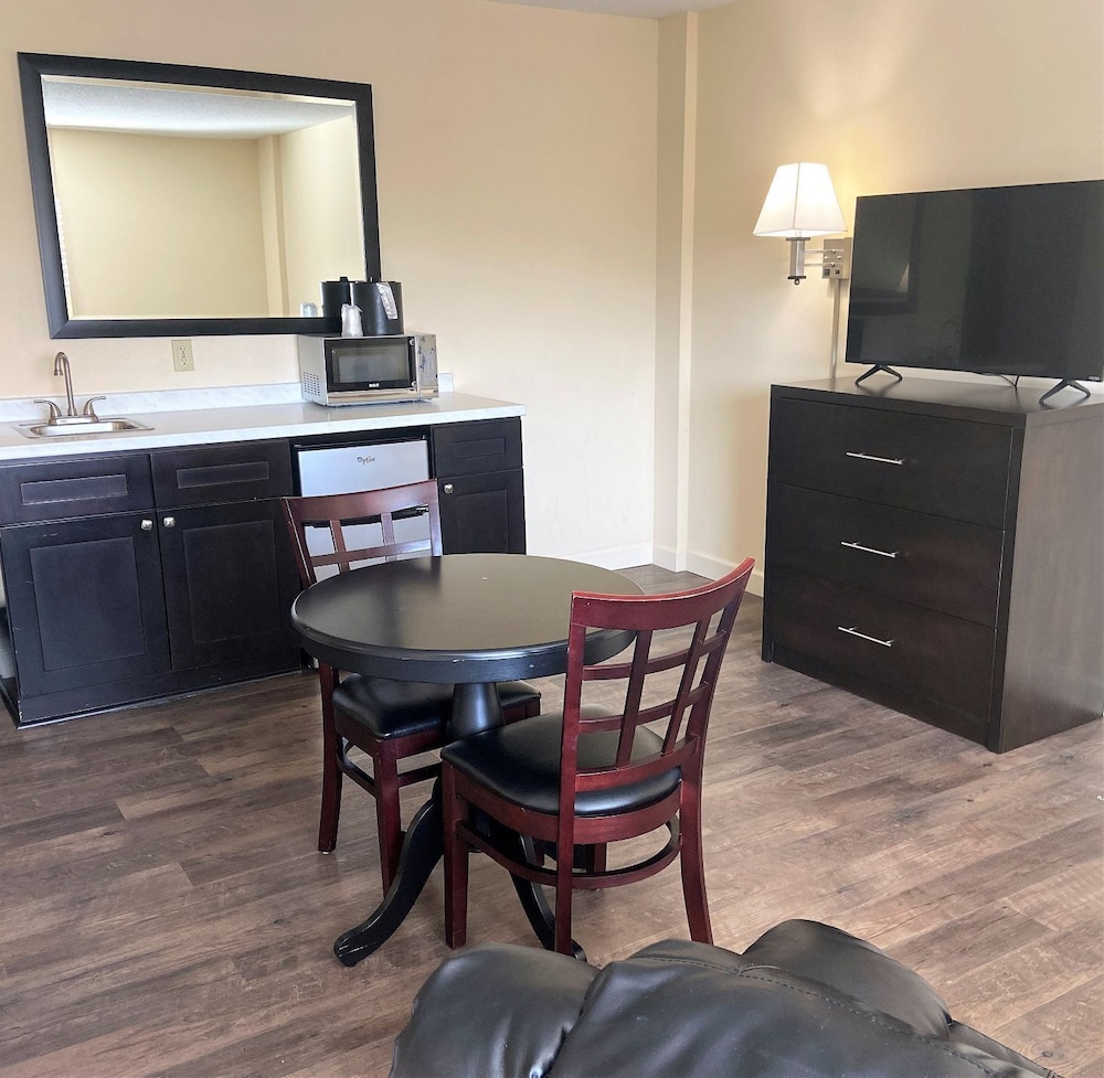 University Inn At Duke Hospital 34/42